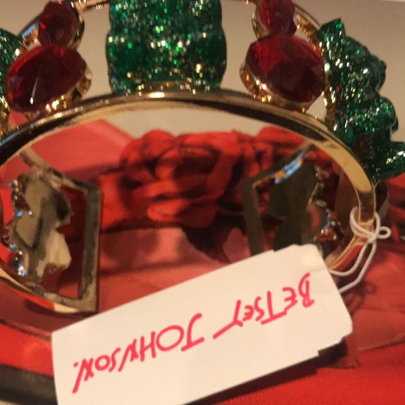 Authentic Betsy Johnson Cuff Bracelet New with tag - Picture 4 of 14